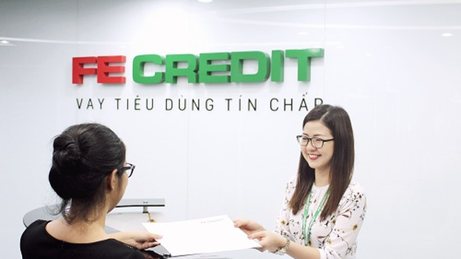 Bạn có thể liên hệ trực tiếp với nhân viên của Fe credit để tra cứu mã hợp đồng fe credit 